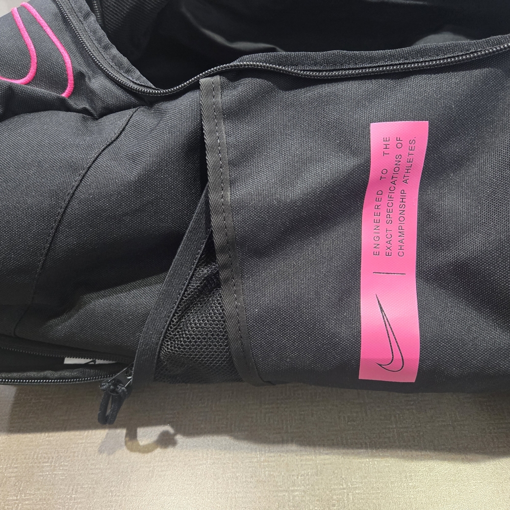 Nike Elite Pro 32L Basketball Backpack - Pink/Black Breast Cancer Awareness - Picture 5 of 6